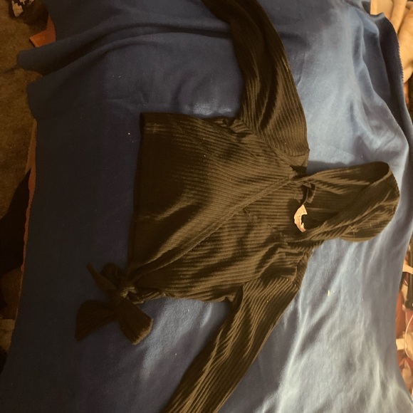 Crop top sweater - Picture 2 of 3